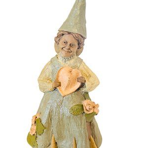 Tom Clark Gnome dwarf elf Figurine sculpture SIGNED Cairn Dee Lovely heart shell